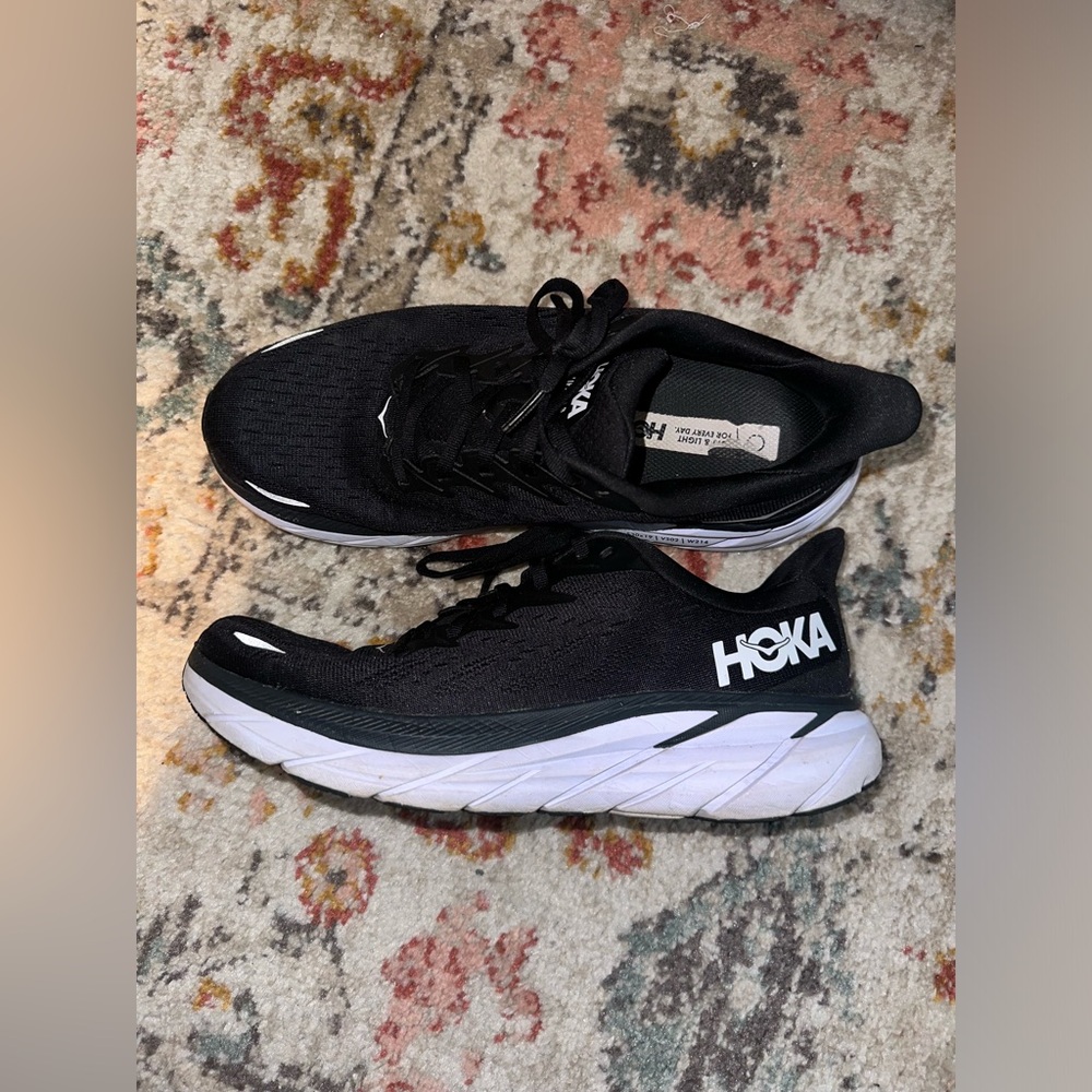 Hoka Clifton 8 Sneakers